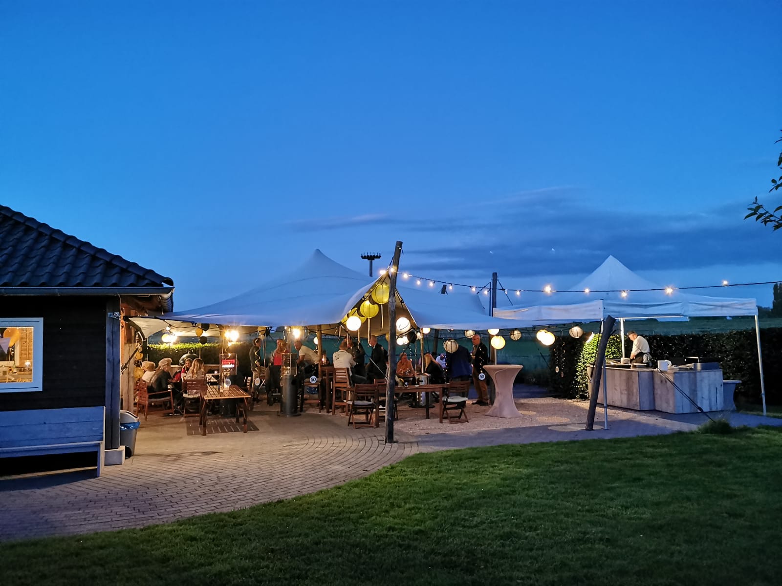 Bedrijfsfeesten met catering, trouwfeest locatie gelderland