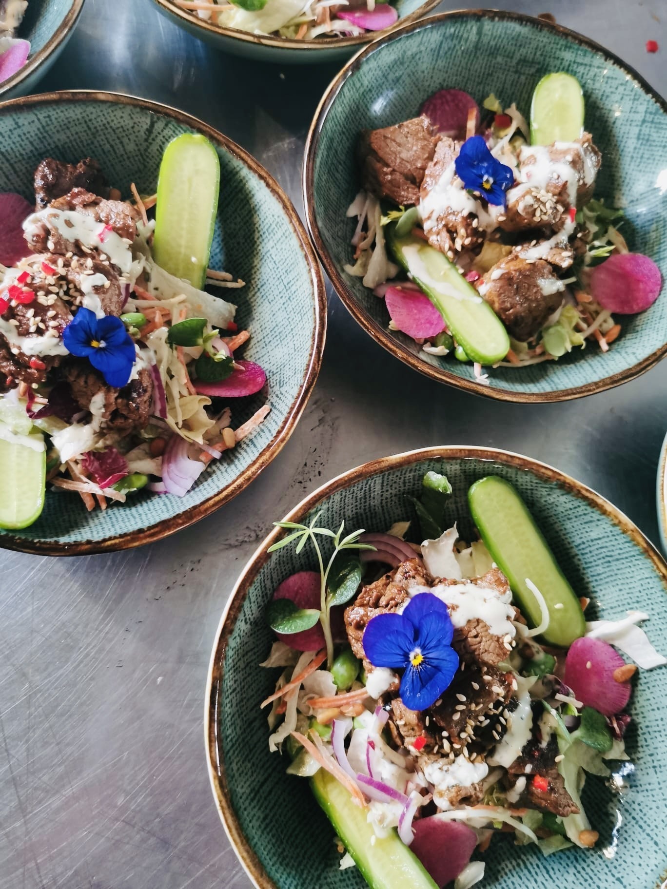 Catering, evenmentenlocatie bronckhorsthoeve, feest zaal huren, huren locatie, casino evenement, silent disco, kerst evenement, eten